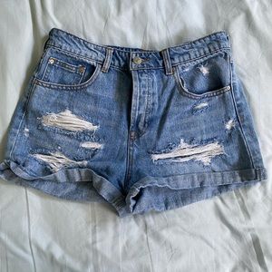 FOREVER 21 DENIM SHORTS - MEDIUM WASH - SZ 28